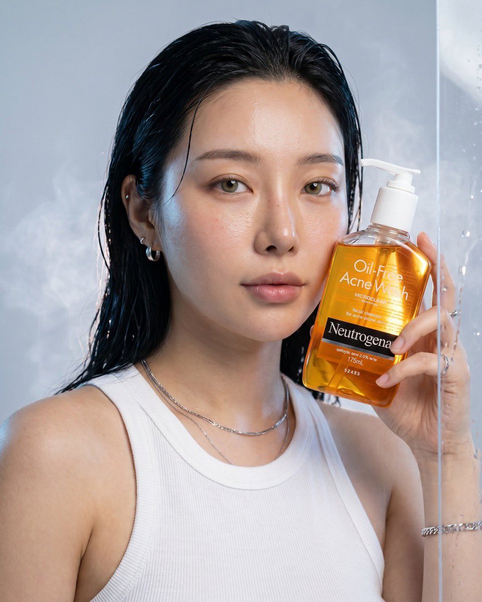 Ultra-realistic luxury skincare advertisement for Neutrogena Oil-Free Acne Wash, premium commerc